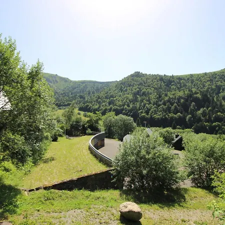 Mont-dore : Agreable Avec Wifi Pour 9 Personnes - Fr-1-608-88 * Le Mont-Dore